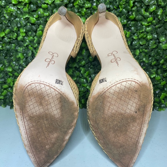 Great condition pumps, used a handful of times in the office, stylish, confy - Picture 7 of 8